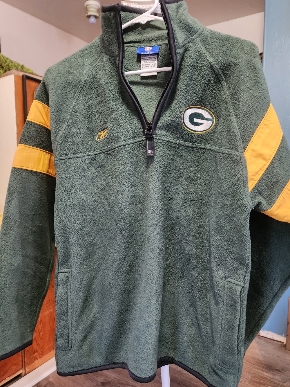 Reebok NFL Men's Green Bay Packers Half-Zip Fleece Pullover Sz Lrg